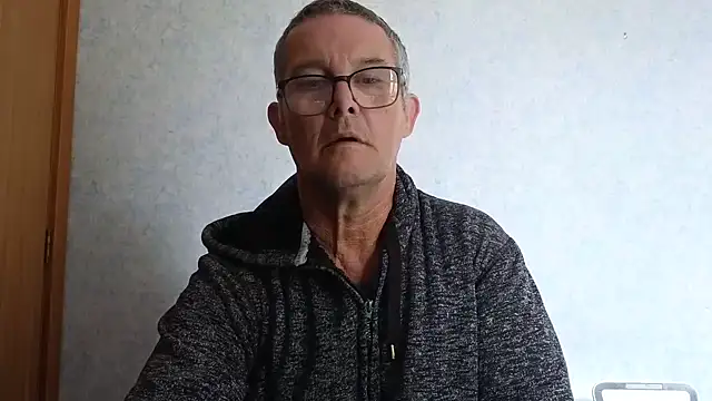 Snapshot of bigballnz chatting on February 10, 2025, 4:52 am bigballnz online show from February 10, 2025, 4:52 am