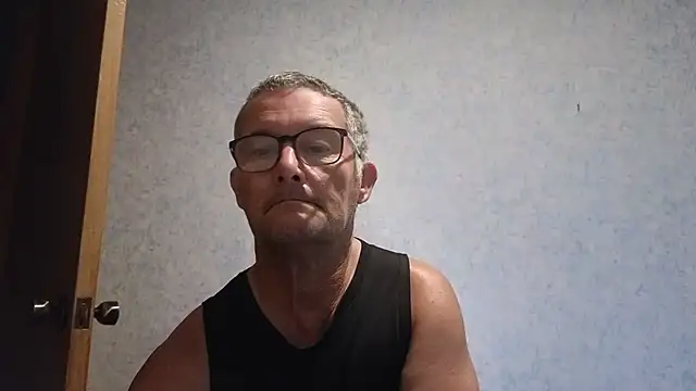 Snapshot of bigballnz chatting on February 12, 2025, 6:09 pm bigballnz online show from February 12, 2025, 6:09 pm