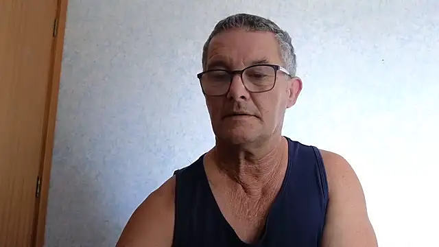 Snapshot of bigballnz chatting on February 17, 2025, 10:03 pm bigballnz online show from February 17, 2025, 10:03 pm