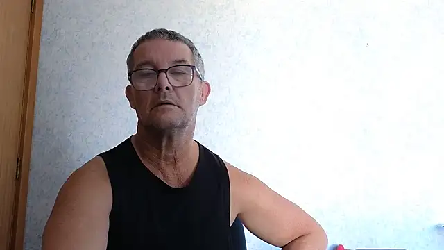 Snapshot of bigballnz chatting on February 19, 2025, 7:38 pm bigballnz online show from February 19, 2025, 7:38 pm