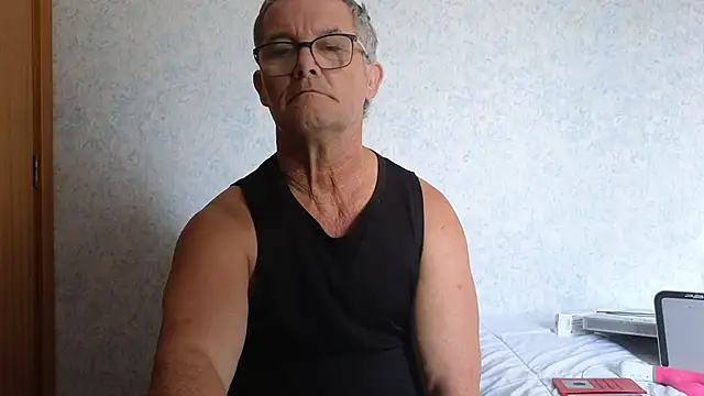 Snapshot of bigballnz chatting on February 28, 2025, 2:31 am bigballnz online show from February 28, 2025, 2:31 am