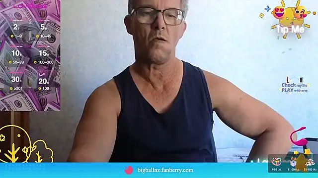 Snapshot of bigballnz chatting on March 6, 2025, 1:48 am bigballnz online show from March 6, 2025, 1:48 am