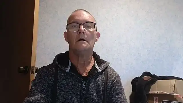 Snapshot of bigballnz chatting on March 20, 2025, 6:42 pm bigballnz online show from March 20, 2025, 6:42 pm