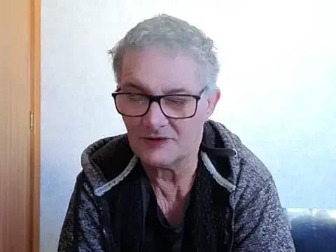 Snapshot of bigballnz chatting on September 12, 2025, 8:31 pm bigballnz online show from September 12, 2025, 8:31 pm