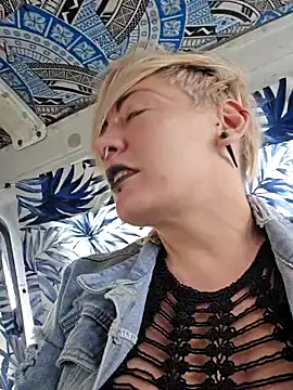 PinkTheHawk online show from February 21, 2025, 10:26 pm