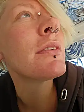 PinkTheHawk online show from March 14, 2025, 11:43 pm