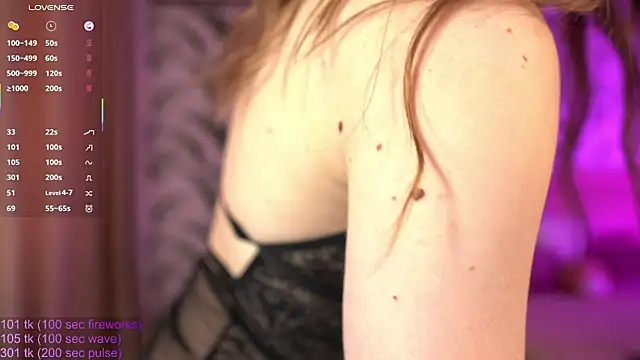 Snapshot of our_crazyworld chatting on January 27, 2025, 10:16 am our crazyworld online show from January 27, 2025, 10:16 am