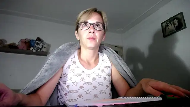 Snapshot of SexxyLety chatting on September 28, 2025, 7:30 pm SexxyLety online show from September 28, 2025, 7:30 pm