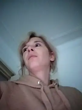 Snapshot of SexxyLety chatting on October 21, 2025, 6:14 am SexxyLety online show from October 21, 2025, 6:14 am