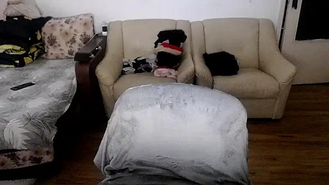 Snapshot of SexxyLety chatting on November 27, 2025, 10:50 am SexxyLety online show from November 27, 2025, 10:50 am