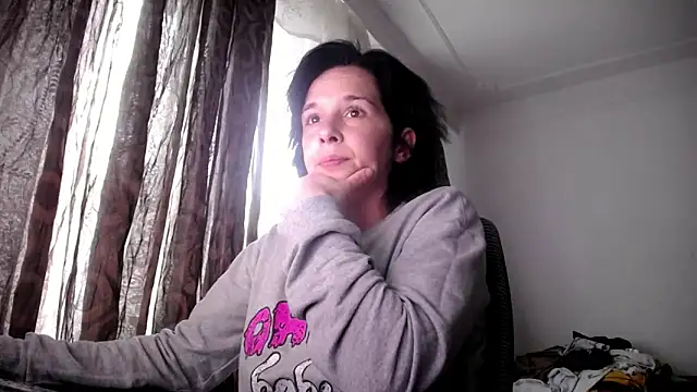 Snapshot of SexxyLety chatting on May 21, 2026, 12:01 pm SexxyLety online show from May 21, 2026, 12:01 pm