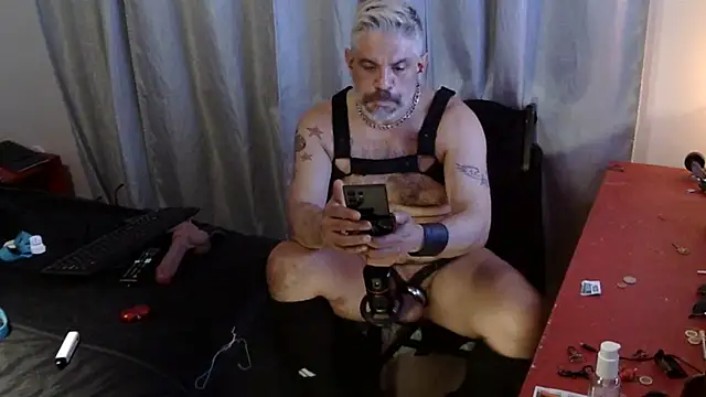 Bostophot73 online show from March 20, 2025, 8:09 am