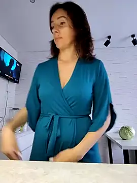 Snapshot of EvaXOAir chatting on September 24, 2025, 2:48 am EvaXOAir online show from September 24, 2025, 2:48 am