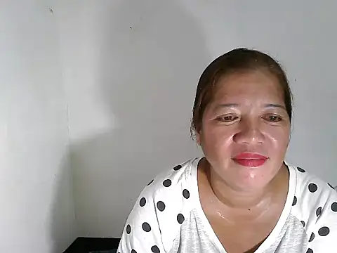 Snapshot of wethornypussy4u chatting on January 27, 2025, 7:03 am wethornypussy4u online show from January 27, 2025, 7:03 am
