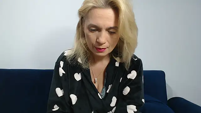 MysticCreature online show from December 16, 2025, 4:17 am