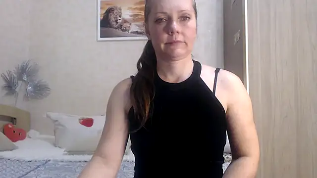 SheLion online show from December 14, 2024, 4:31 pm