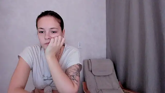 why again me online show from January 30, 2025, 5:49 pm