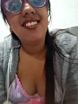 ZaidaWet online show from February 11, 2025, 2:46 pm