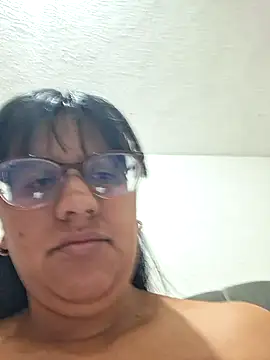 Snapshot of ZaidaWet chatting on March 6, 2026, 12:01 pm ZaidaWet online show from March 6, 2026, 12:01 pm