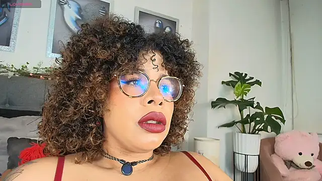 valerieharris online show from June 19, 2026, 3:55 am