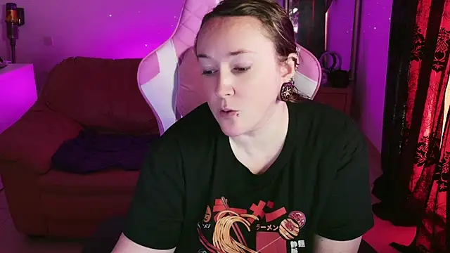 kisicaxx online show from January 11, 2025, 10:29 am
