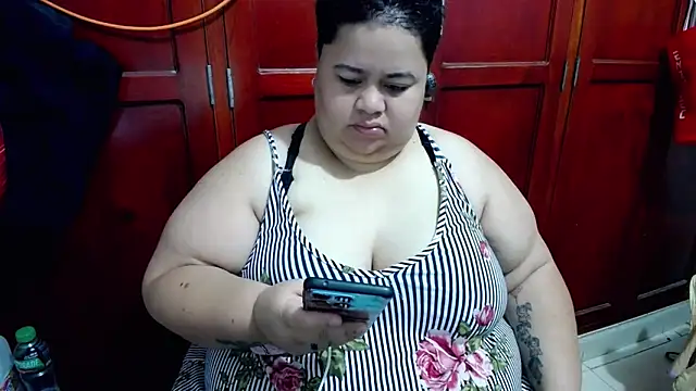 Snapshot of hotlesby4uxxx chatting on May 26, 2026, 1:40 pm hotlesby4uxxx online show from May 26, 2026, 1:40 pm
