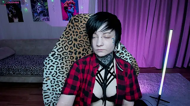 acid trip1l online show from March 19, 2025, 11:14 pm