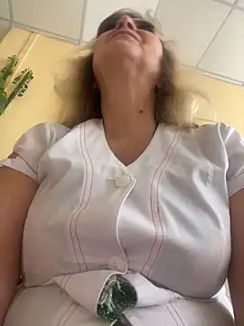 Irina2909xh online show from September 24, 2025, 6:50 am