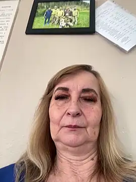 Irina2909xh online show from April 1, 2026, 9:54 am