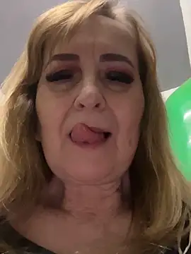 Irina2909xh online show from April 6, 2026, 11:27 pm