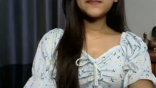 Snapshot of selen_5 chatting on March 9, 2025, 6:11 pm selen 5 online show from March 9, 2025, 6:11 pm