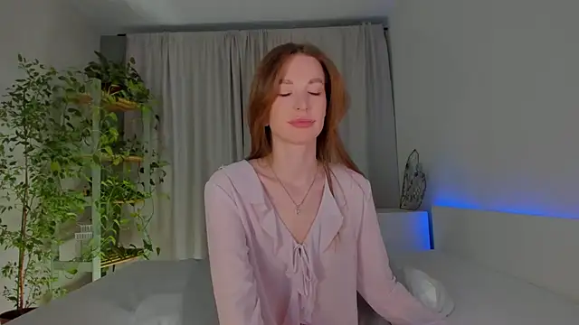 Masha 01 online show from September 29, 2025, 2:22 pm