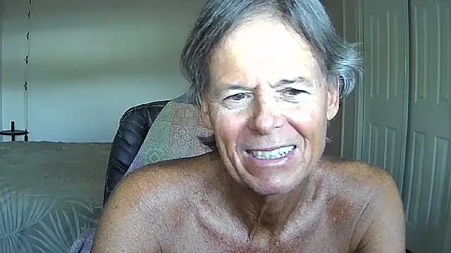 nakeedcowboi65 online show from May 11, 2026, 12:22 pm