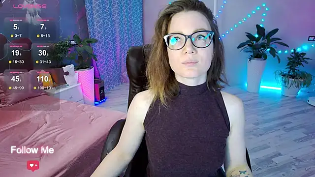 Snapshot of AngelaWhiti chatting on March 2, 2025, 3:48 pm AngelaWhiti online show from March 2, 2025, 3:48 pm