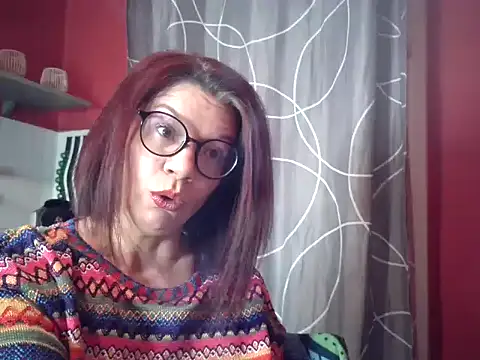 jennylovence online show from January 13, 2025, 8:47 am