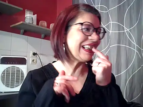 jennylovence online show from January 17, 2025, 8:13 am