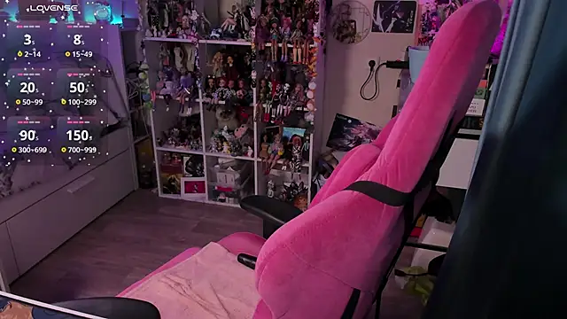 ChloeKohaku online show from January 13, 2026, 3:23 am