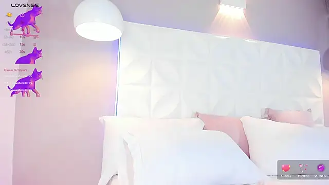 Snapshot of Alexis_camX chatting on February 22, 2025, 3:03 pm Alexis camX online show from February 22, 2025, 3:03 pm