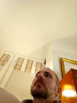 verylargecock online show from November 10, 2025, 5:56 pm