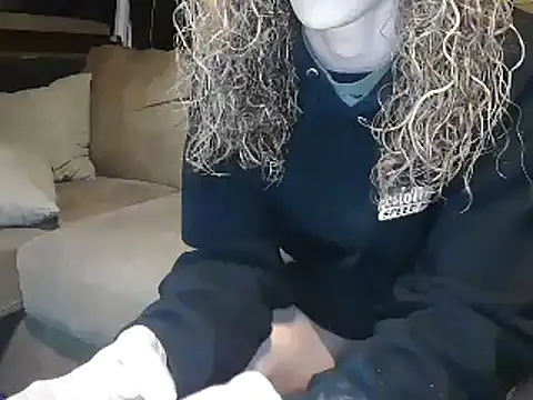 AshleyRain online show from December 2, 2025, 8:37 pm