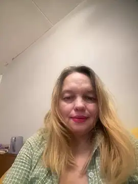 Susanel online show from January 12, 2025, 5:01 pm