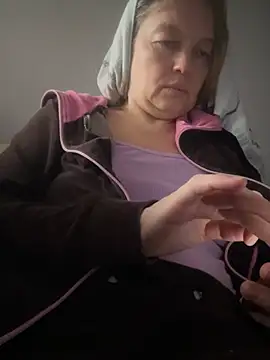 Susanel online show from January 24, 2025, 9:28 am