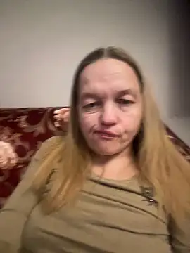 Susanel online show from February 23, 2025, 6:45 pm