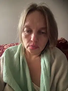 Susanel online show from September 25, 2025, 11:03 am