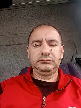 Snapshot of Venelin_ruse chatting on November 12, 2025, 10:26 am Venelin ruse online show from November 12, 2025, 10:26 am