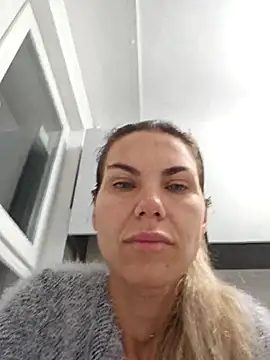 FeliciaKrige online show from January 7, 2026, 9:39 pm