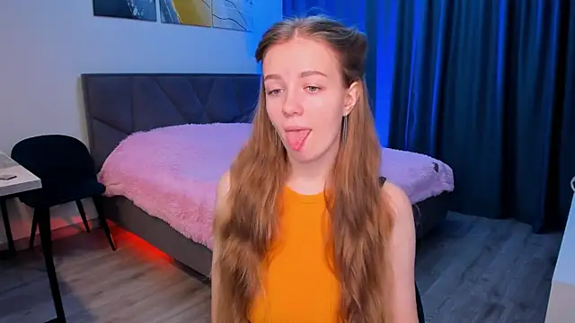 SweetMilkis online show from December 2, 2024, 8:09 am