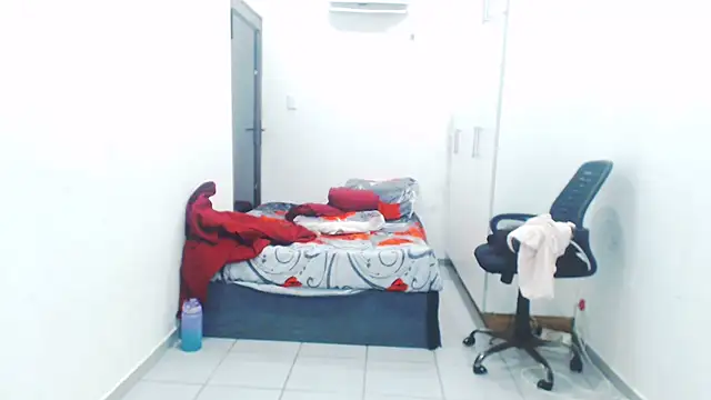 Samantha69x online show from December 15, 2024, 12:18 am