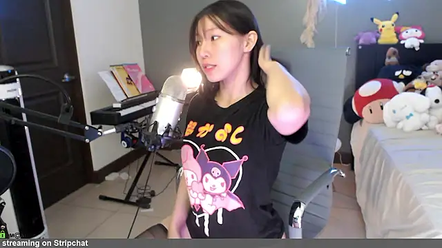 Snapshot of minarocket_ chatting on February 3, 2026, 5:40 pm minarocket online show from February 3, 2026, 5:40 pm