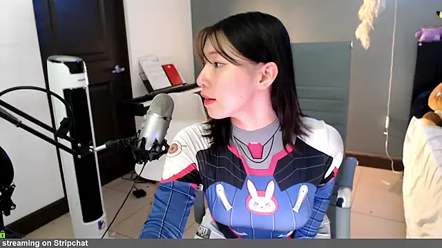 Snapshot of minarocket_ chatting on March 21, 2026, 6:22 pm minarocket online show from March 21, 2026, 6:22 pm